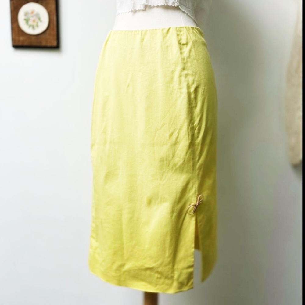 Gucci Y2K Yellow Spring Shin Length Skirt size 6 small